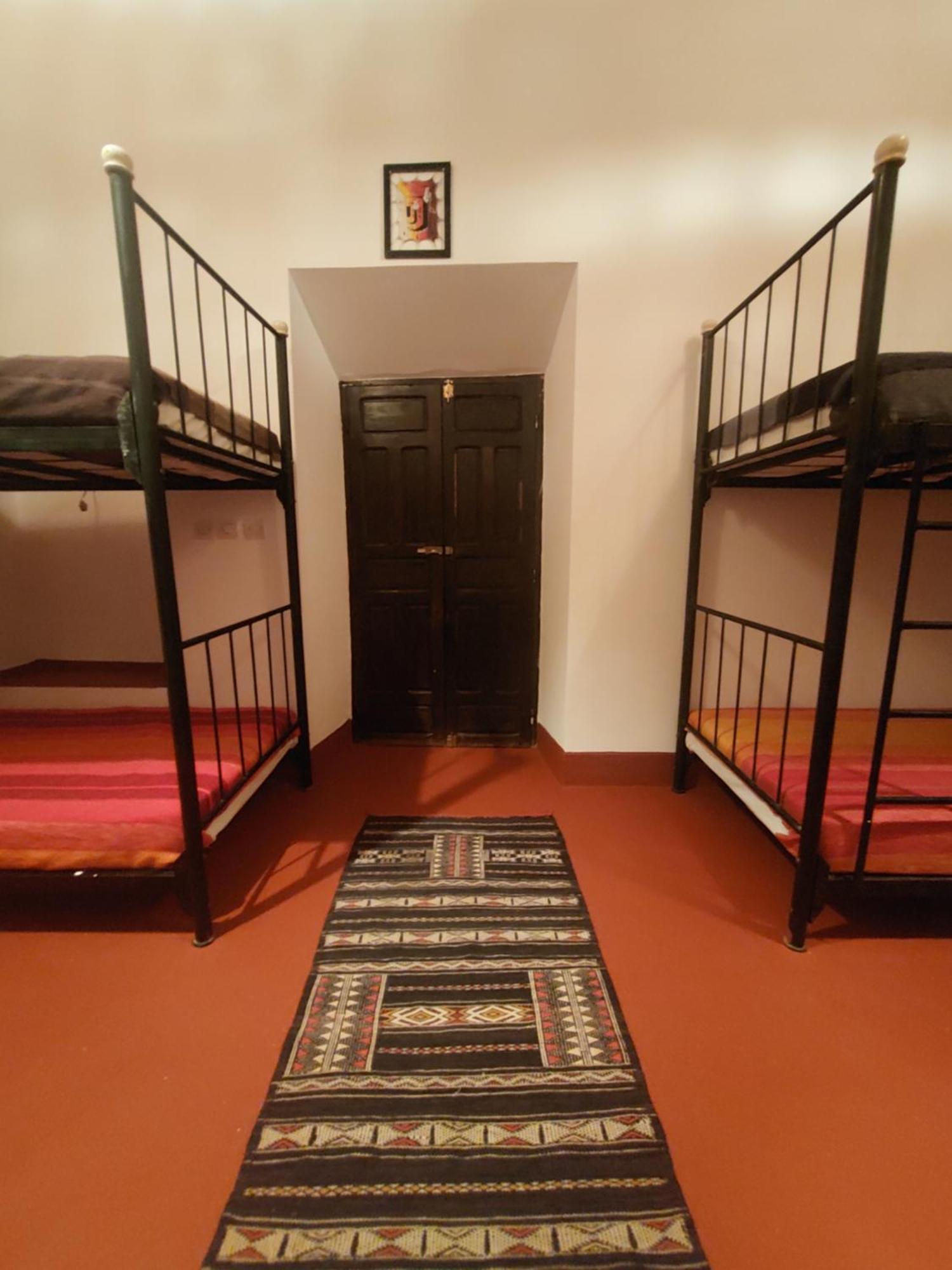 Cinema Riad Tajda Стая снимка
