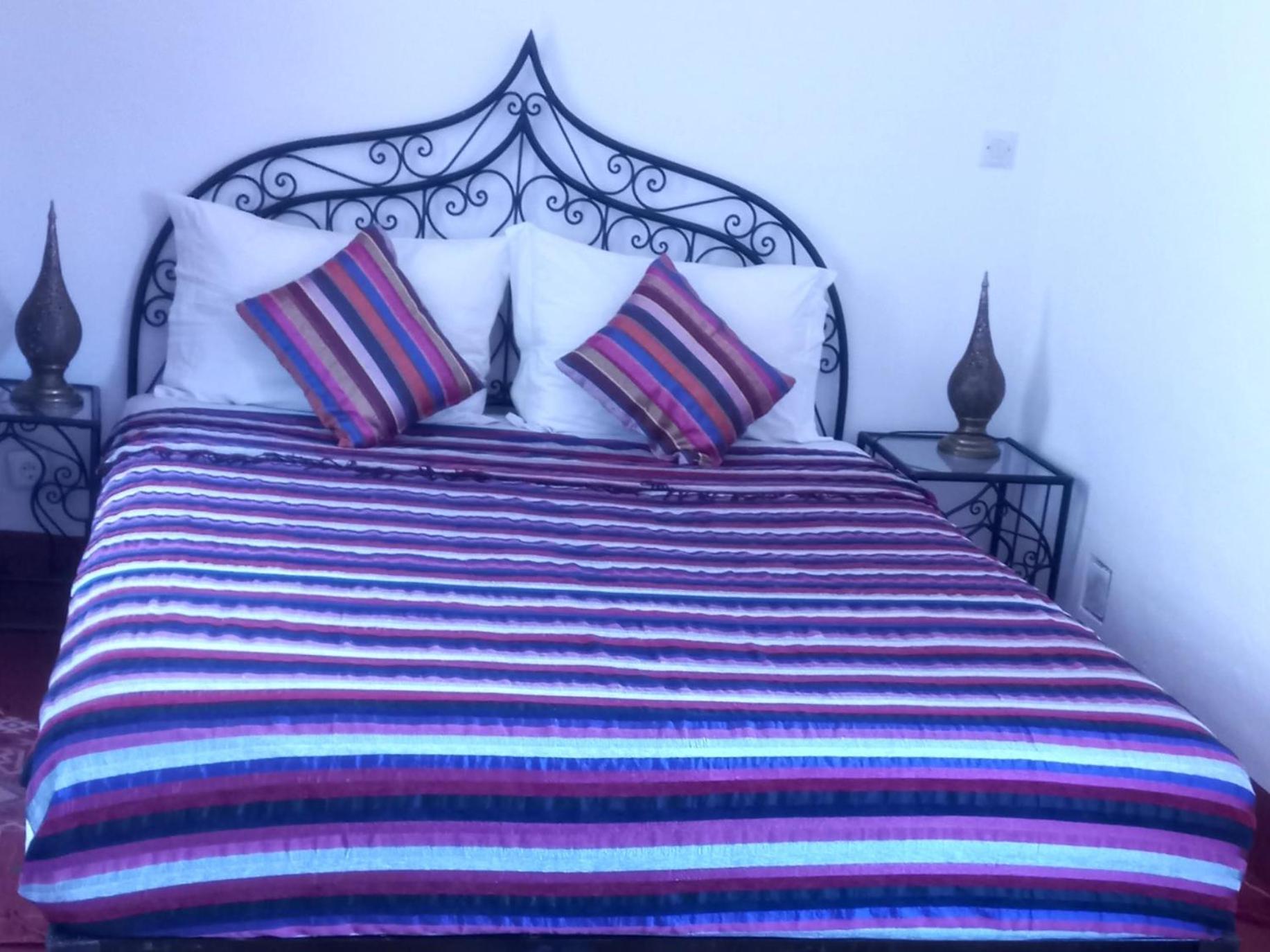 Cinema Riad Tajda Стая снимка